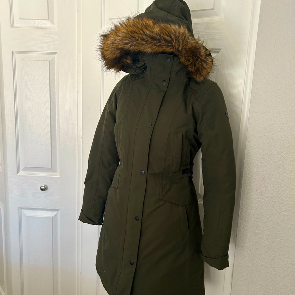 The north face parka type coat in army green